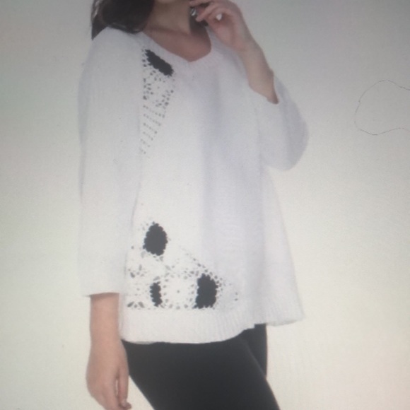 NWT Akira Art to Wear Compassion Pullover size s - Picture 3 of 12